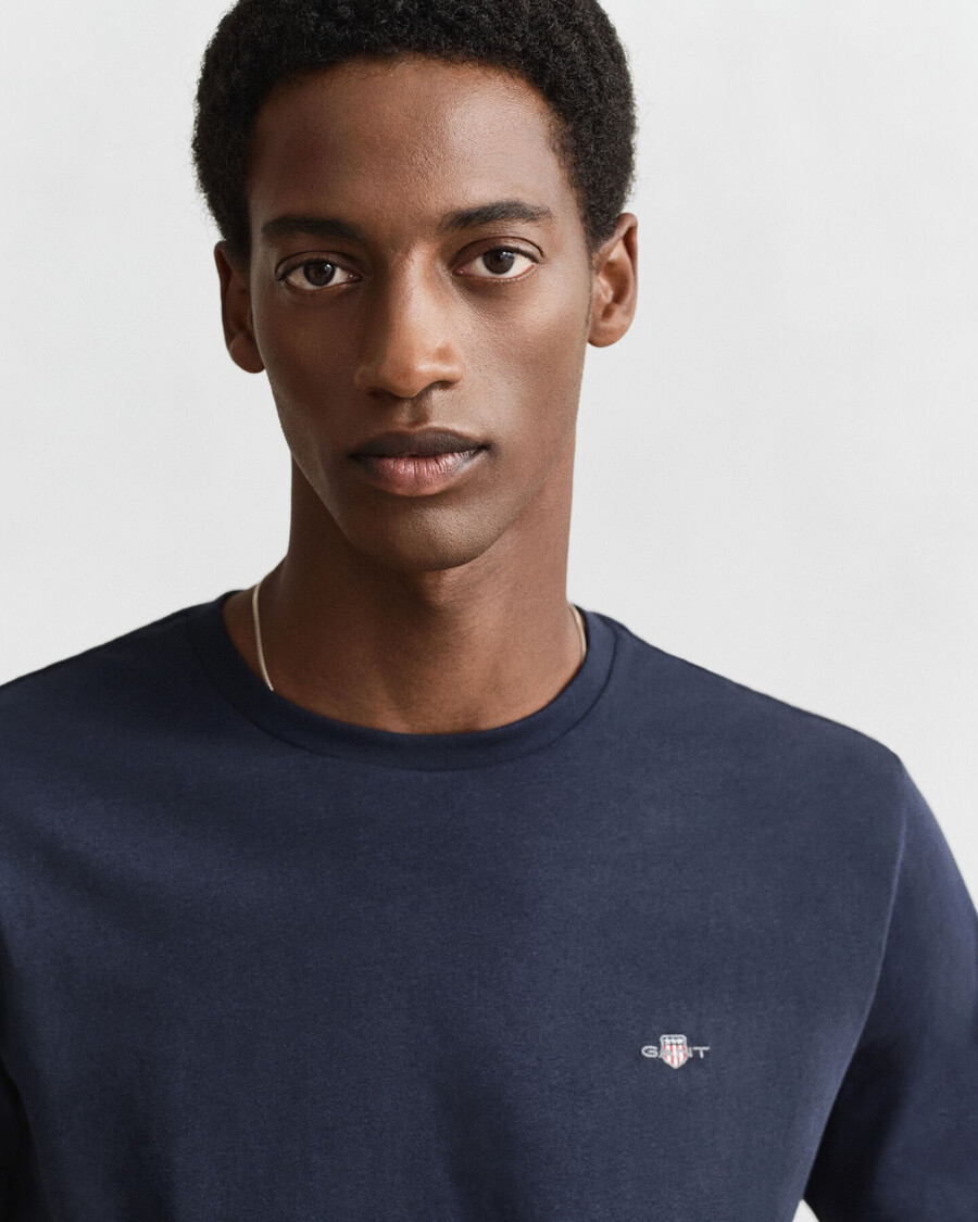regular fit shield tshirt - evening blue
