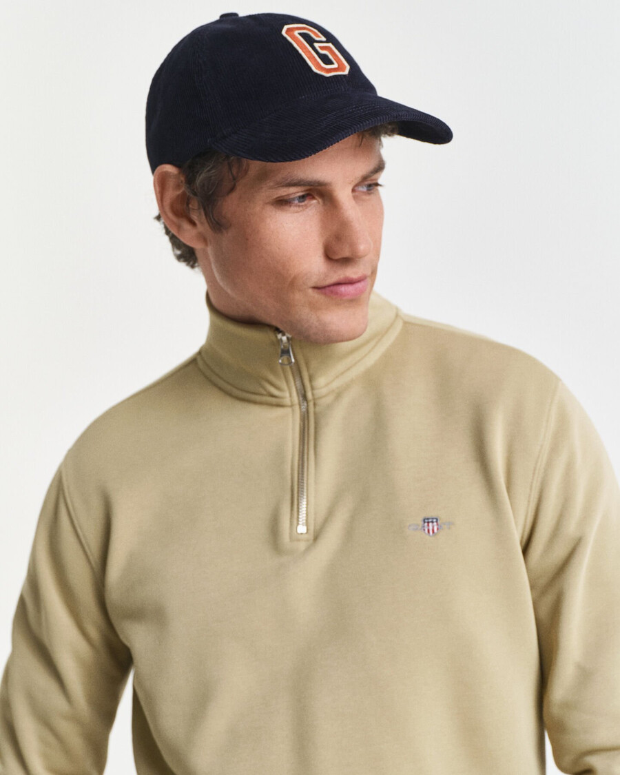 shield halfzip sweatshirt - woody beige