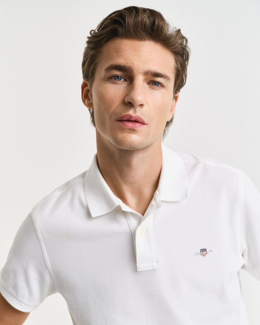 slim fit shield piqué polo shirt - white