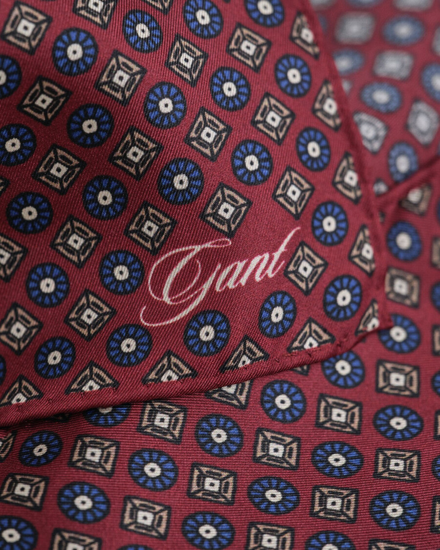foulard print pocket square - plumped red