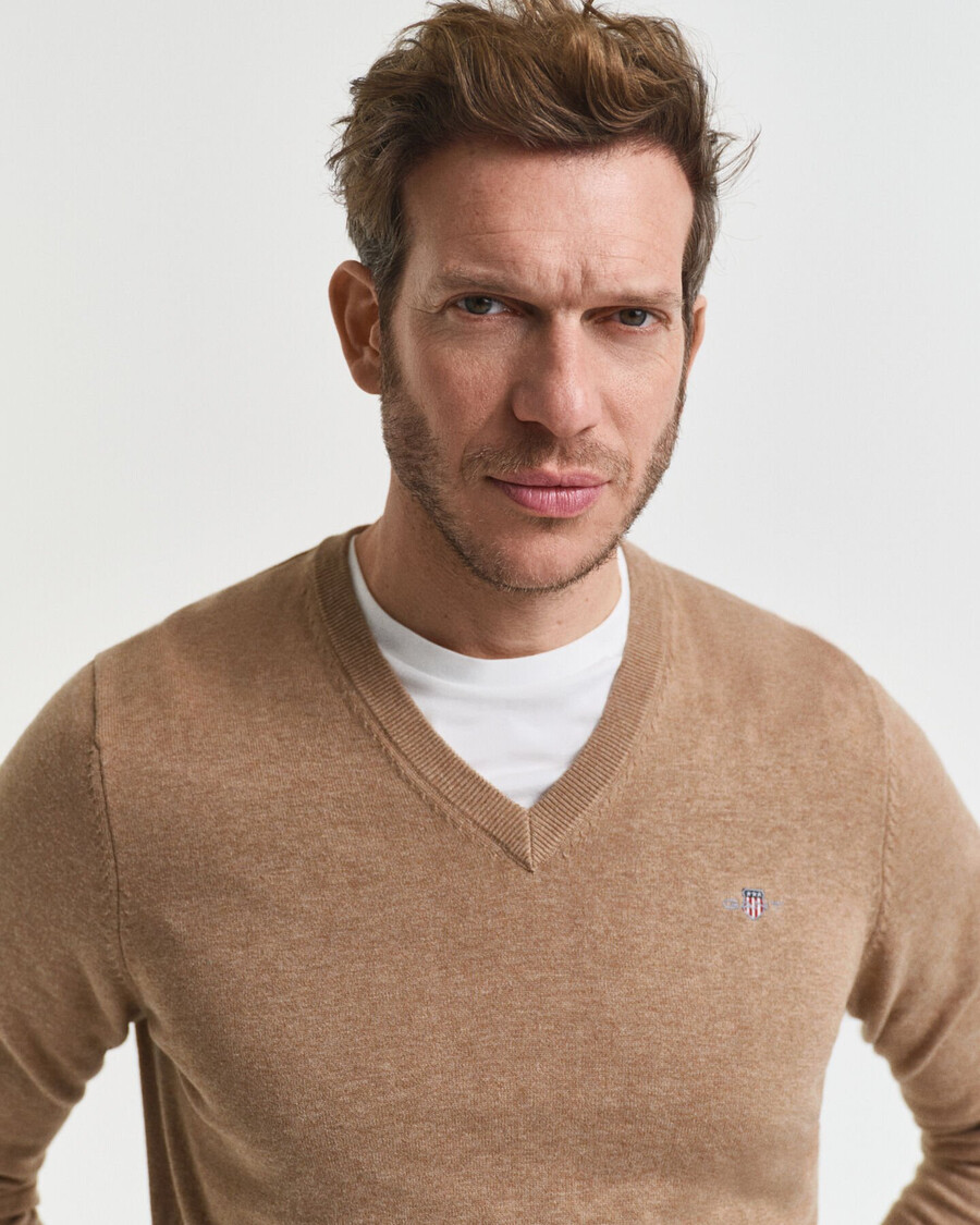 classic cotton vneck sweater - dk sand melange
