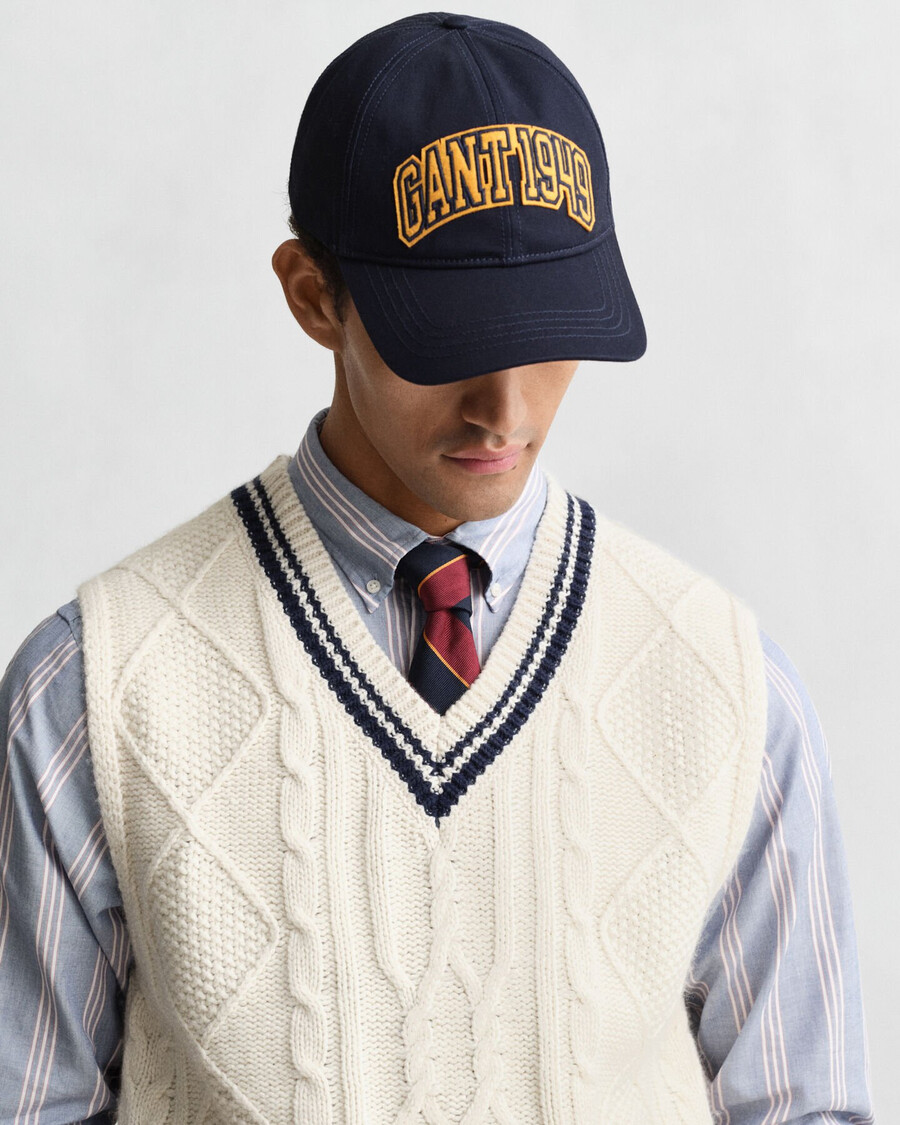 cable knit vest - cream