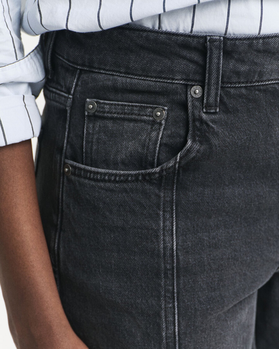 relaxed fit straight seam jeans - black broken in