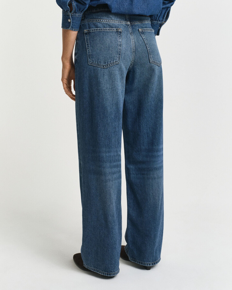 relaxed fit jeans - mid blue broken in