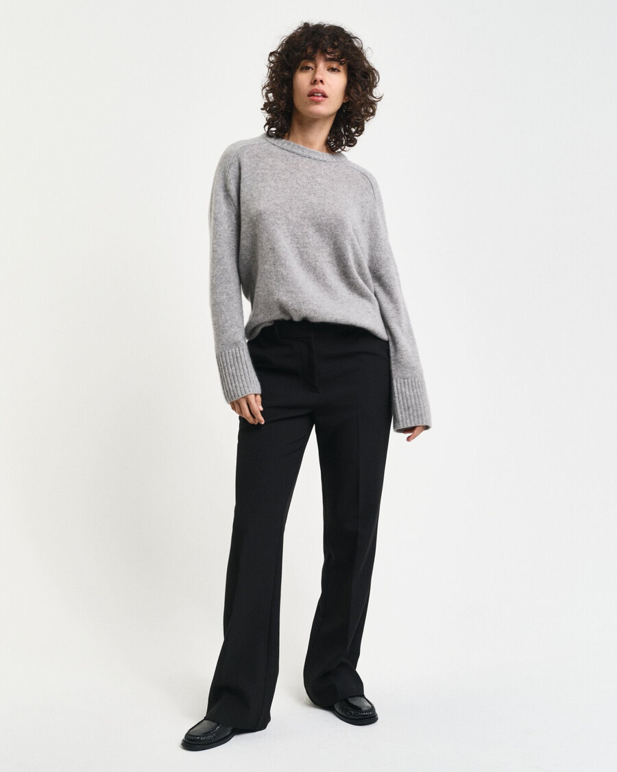 slim fit flared slacks - black