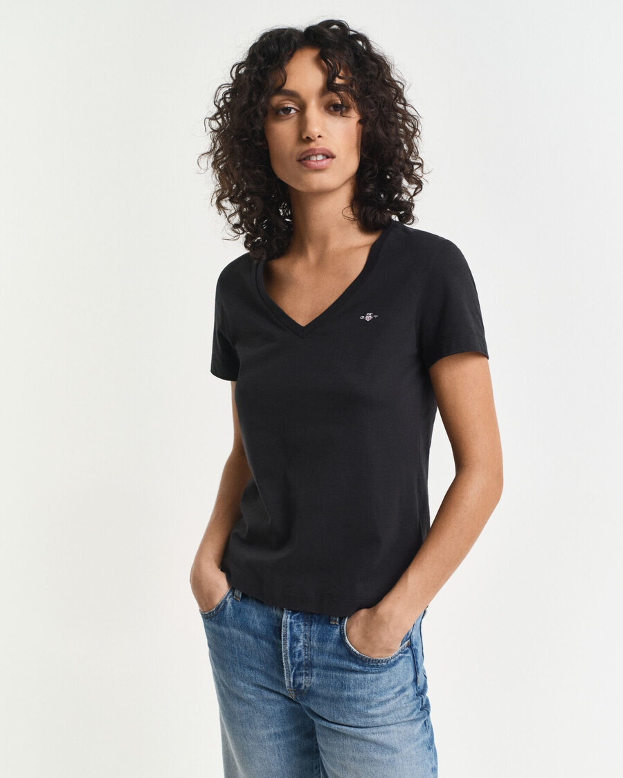shield vneck tshirt - black