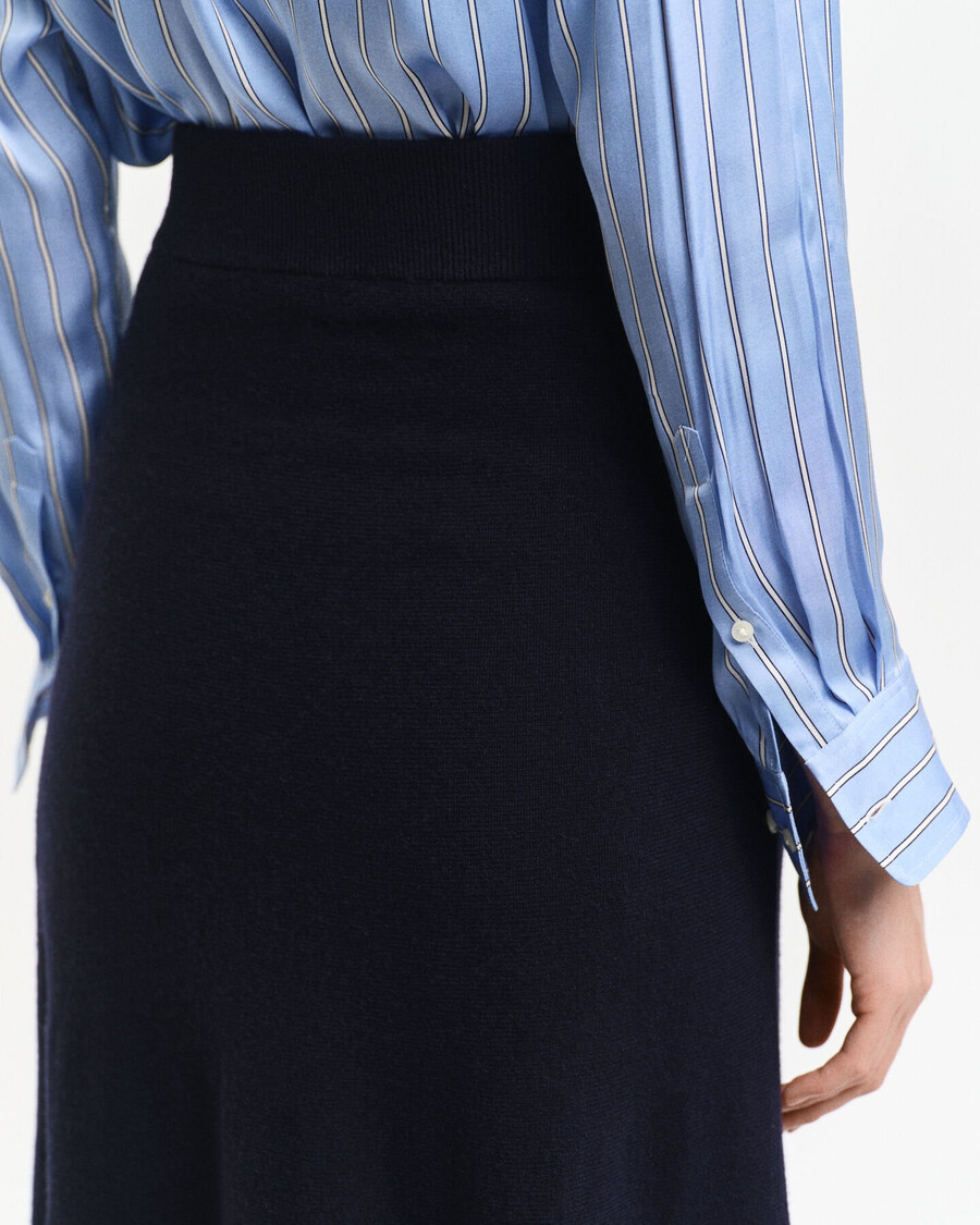 superfine lambswool skirt - evening blue