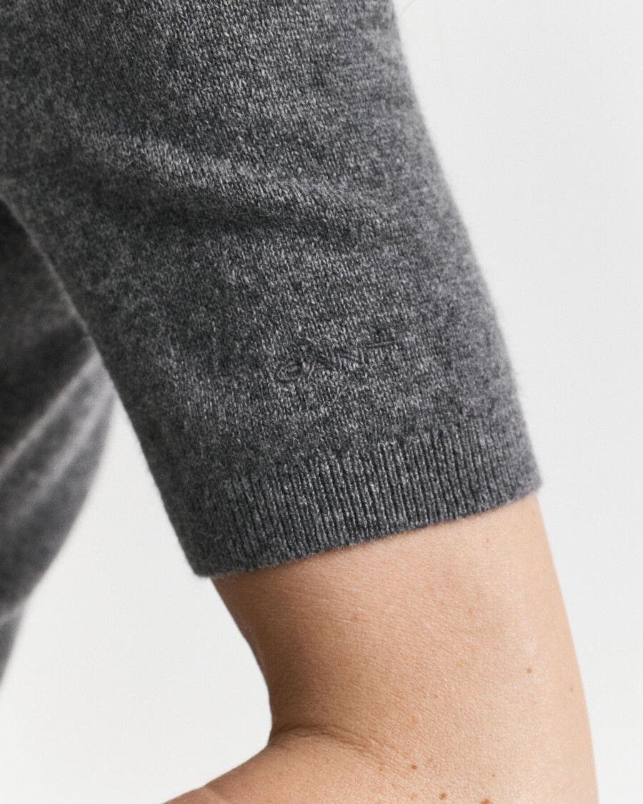 short sleeved cashmere turtleneck sweater - charcoal melange